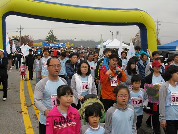 희망찬 통일세상에서 달려보자 개성까지 제4회 경기통일마라톤대회 사진