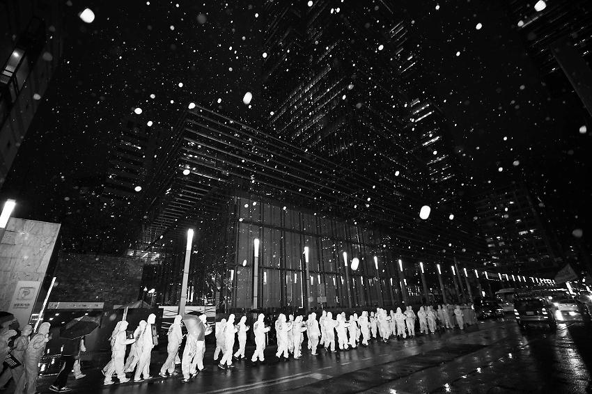 삼성의 중심에서 우리를 외치다 : 221인의 방진복 선언 사진